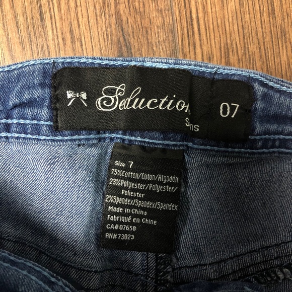 Seduction Denim Shorts - Picture 5 of 5